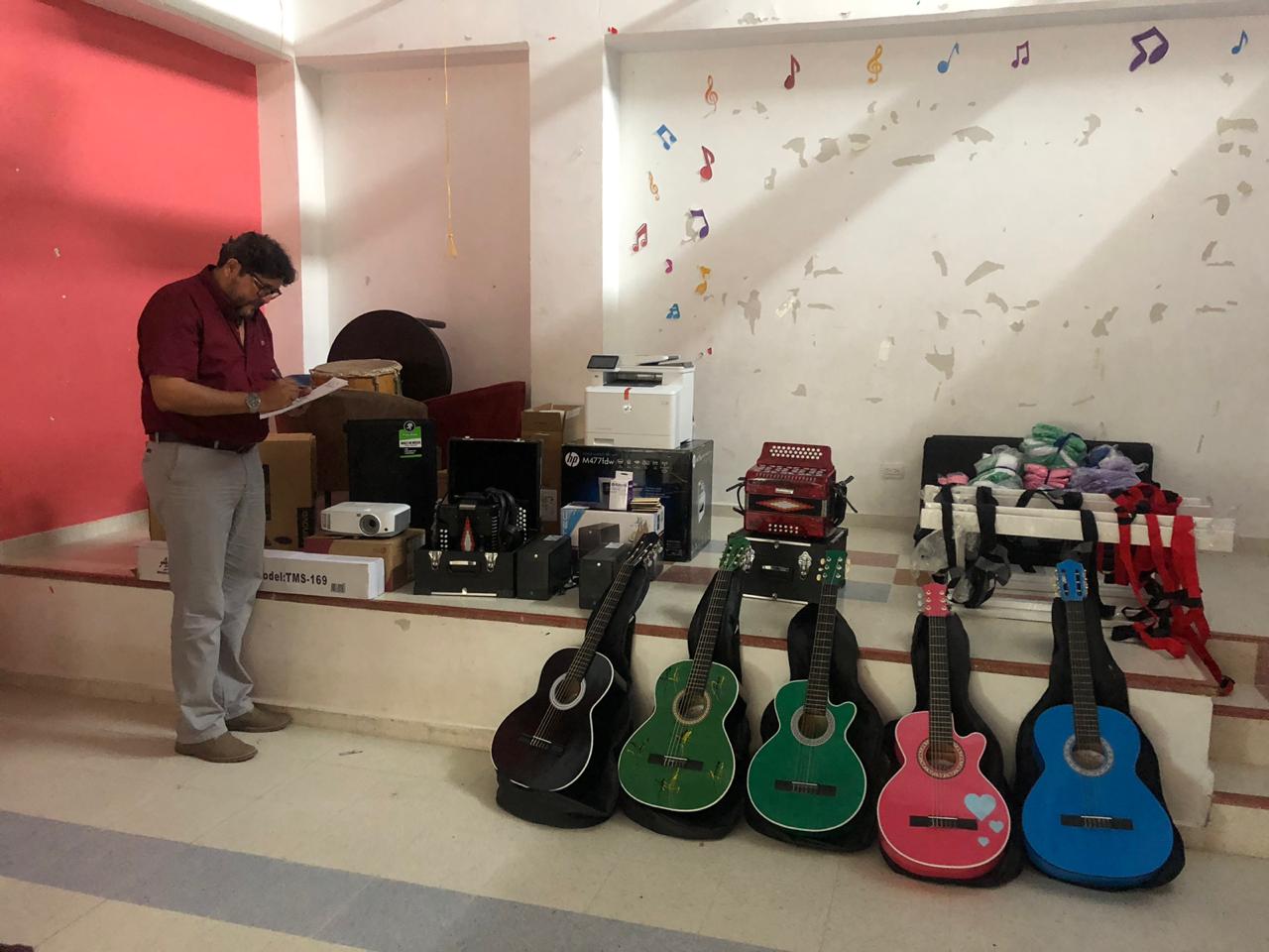 Casa Lúdica de Barranquilla recibió donación de elementos deportivos, tecnológicos y musicales 
