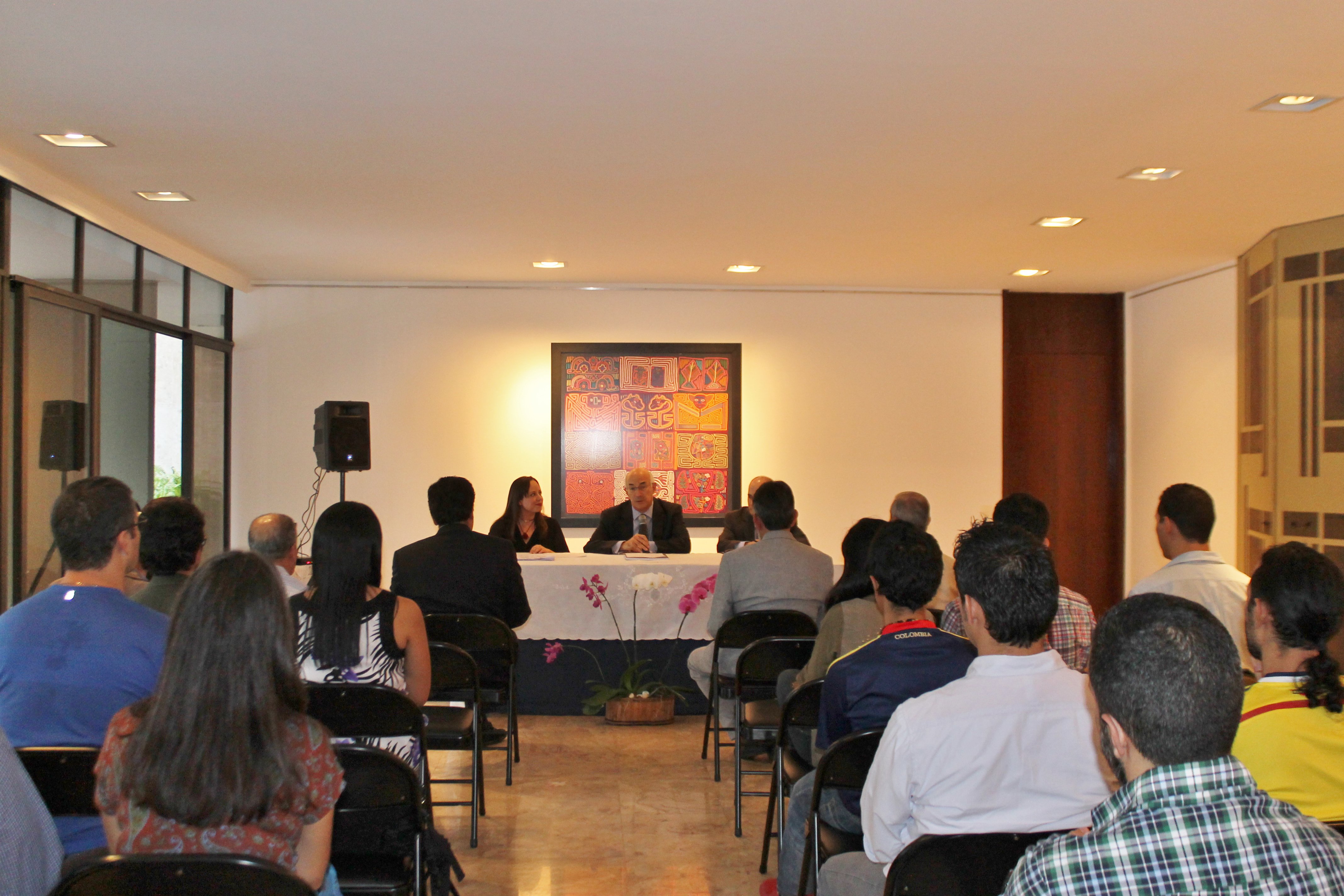 Encuentro de la Embajada en Brasil con la comunidad de académicos y estudiantil colombiana 