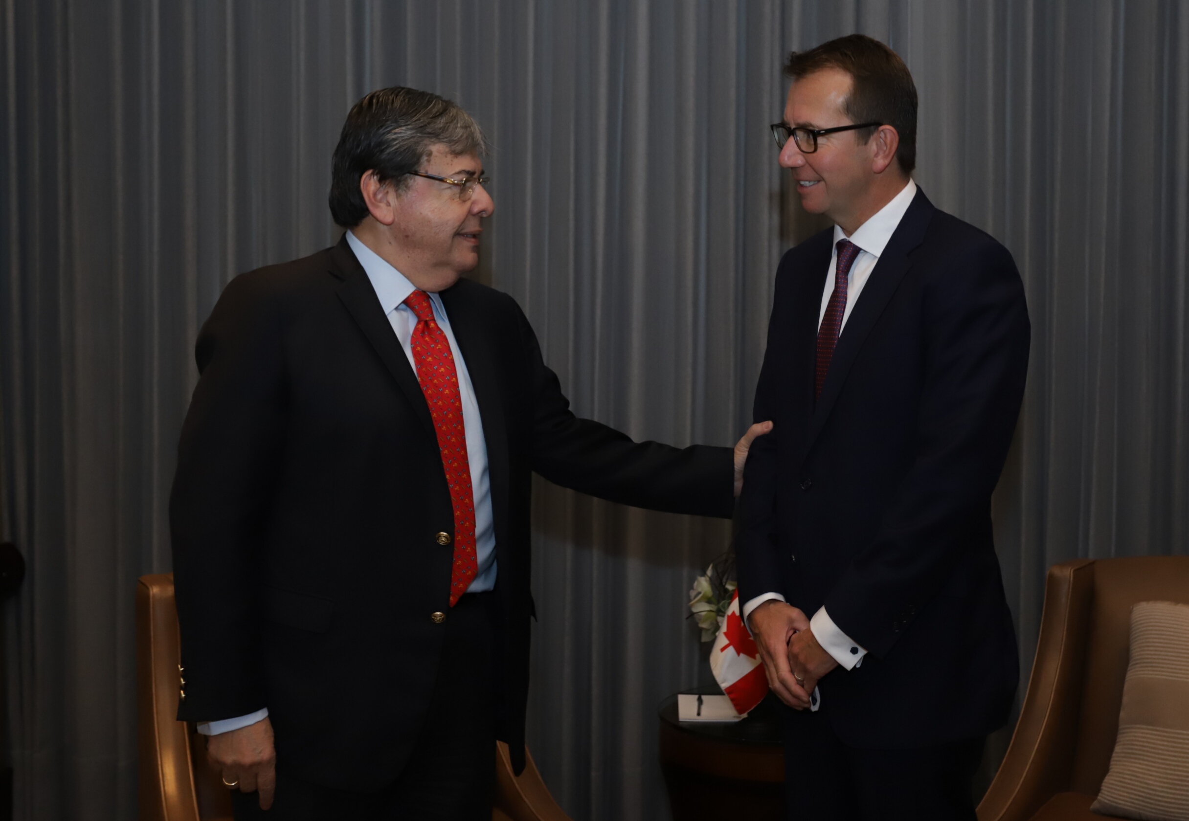 El Ministro de Relaciones Exteriores y el Ministro de Gobierno Digital de Canadá sostuvieron un encuentro 