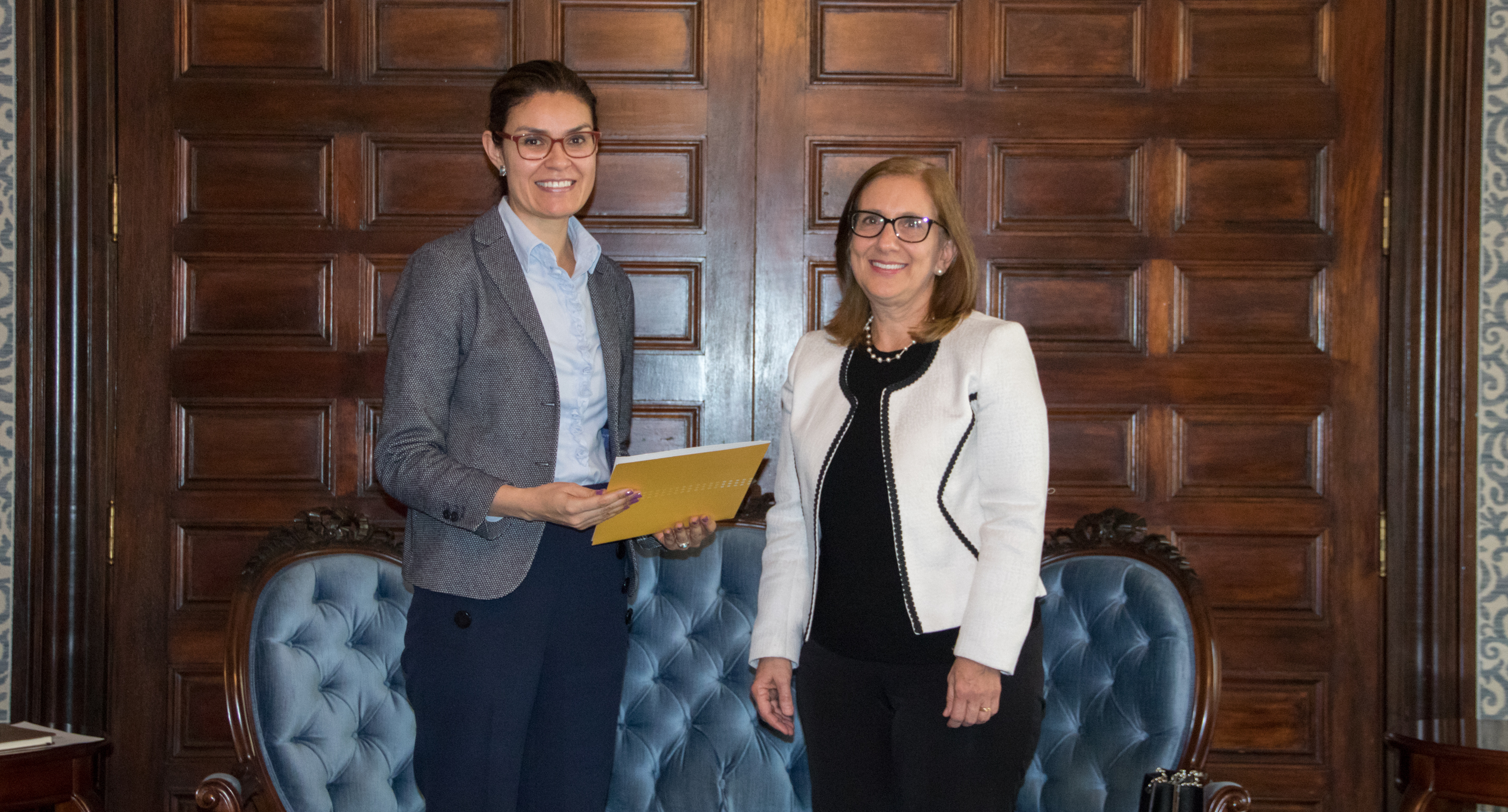 La Viceministra encargada de Asuntos Multilaterales, Carolina Díaz Acosta, recibió a la nueva Representante del Fondo de Población de las Naciones Unidas (Unfpa), Aída Verónica Simán