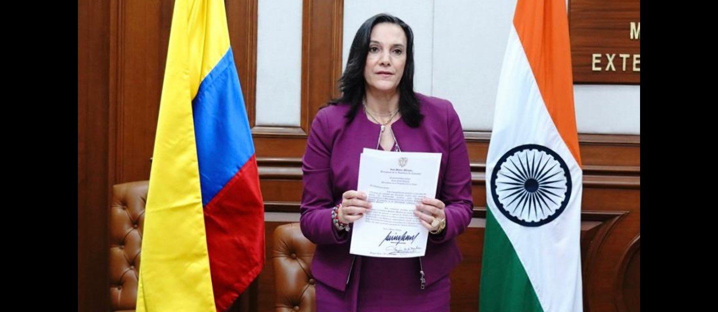 La Embajadora Mariana Pacheco presentó sus cartas credenciales ante el Presidente de la India