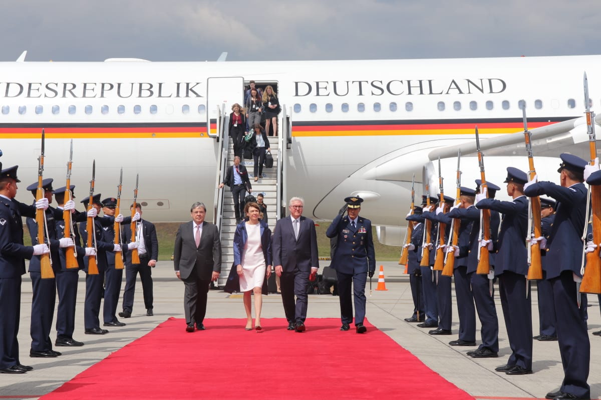 Canciller Carlos Holmes Trujillo recibió en Bogotá al Presidente de Alemania, Frank Walter Steinmeier, quien se encuentra de visita oficial en Colombia