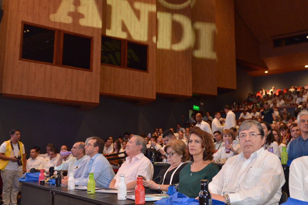 Ministro Trujillo participa en la Clausura del Congreso Empresarial Colombiano y la 74ª Asamblea Nacional de la ANDI