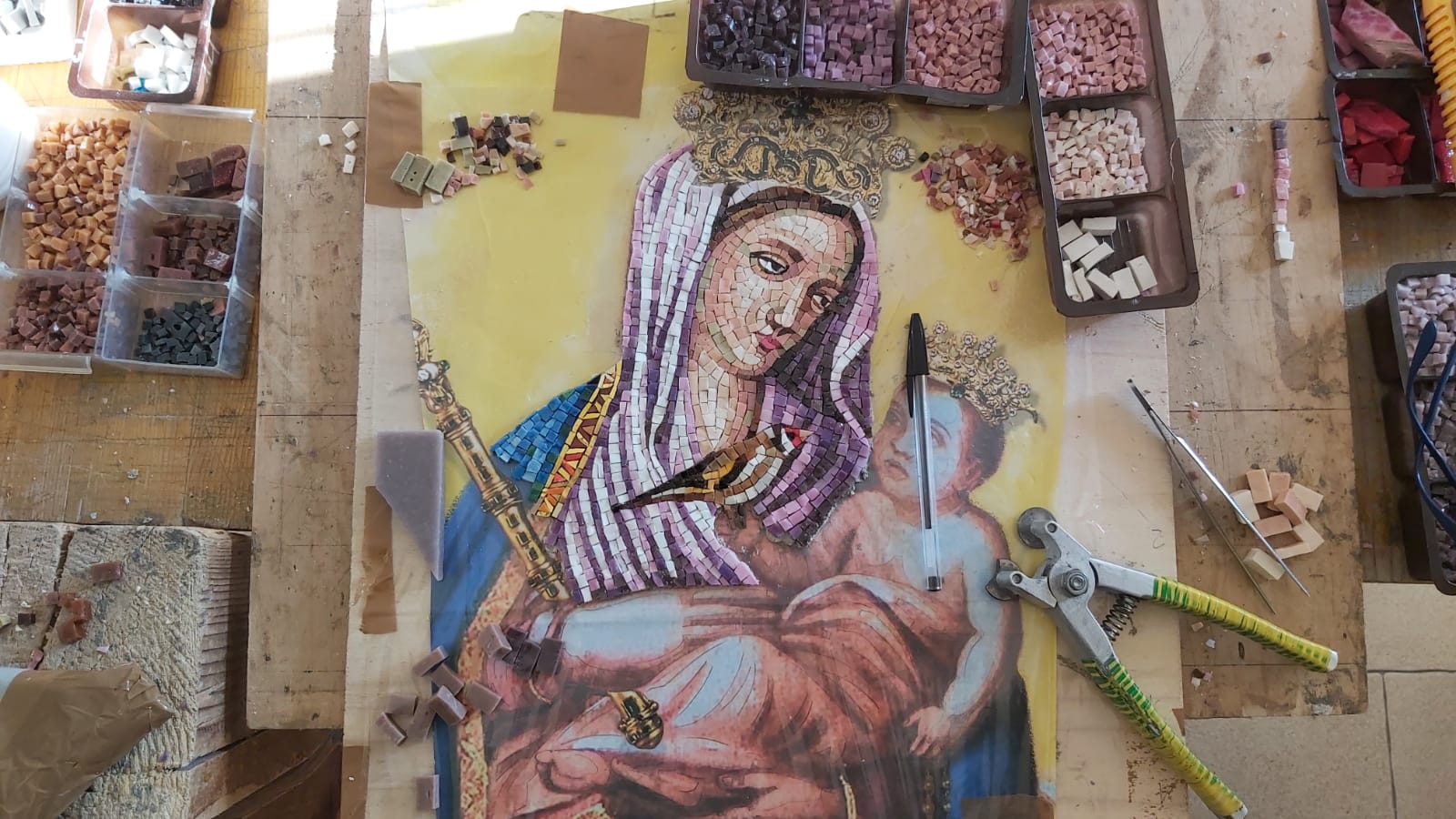 Mosaico de la Virgen de Chiquinquirá, el sello de Colombia en el Vaticano
