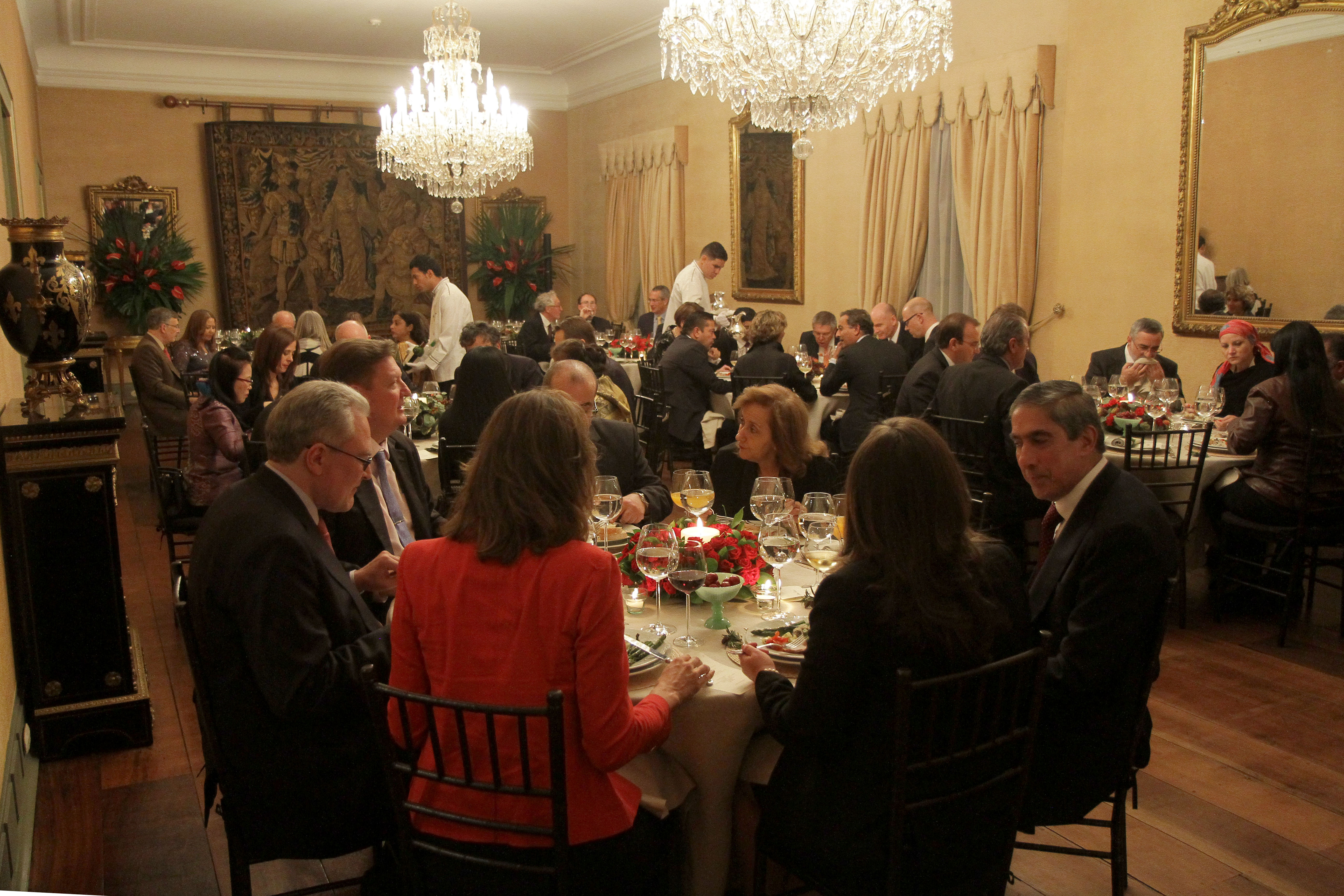 Cancillería ofreció cena al cuerpo diplomático para celebrar las festividades de fin de año