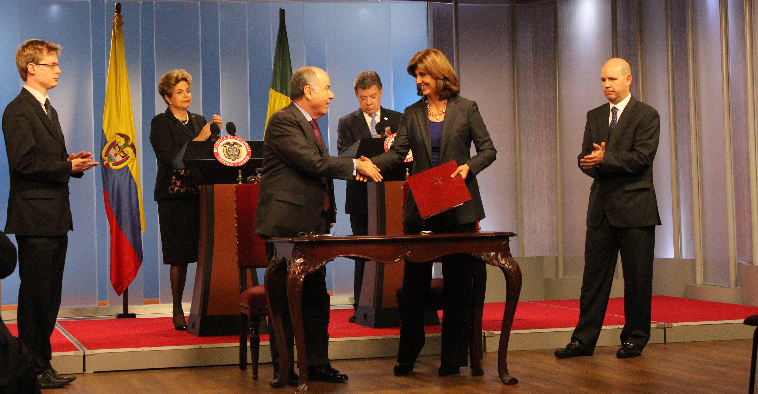 Colombia y Brasil refrendan las relaciones bilaterales con la firma de siete instrumentos de cooperación 