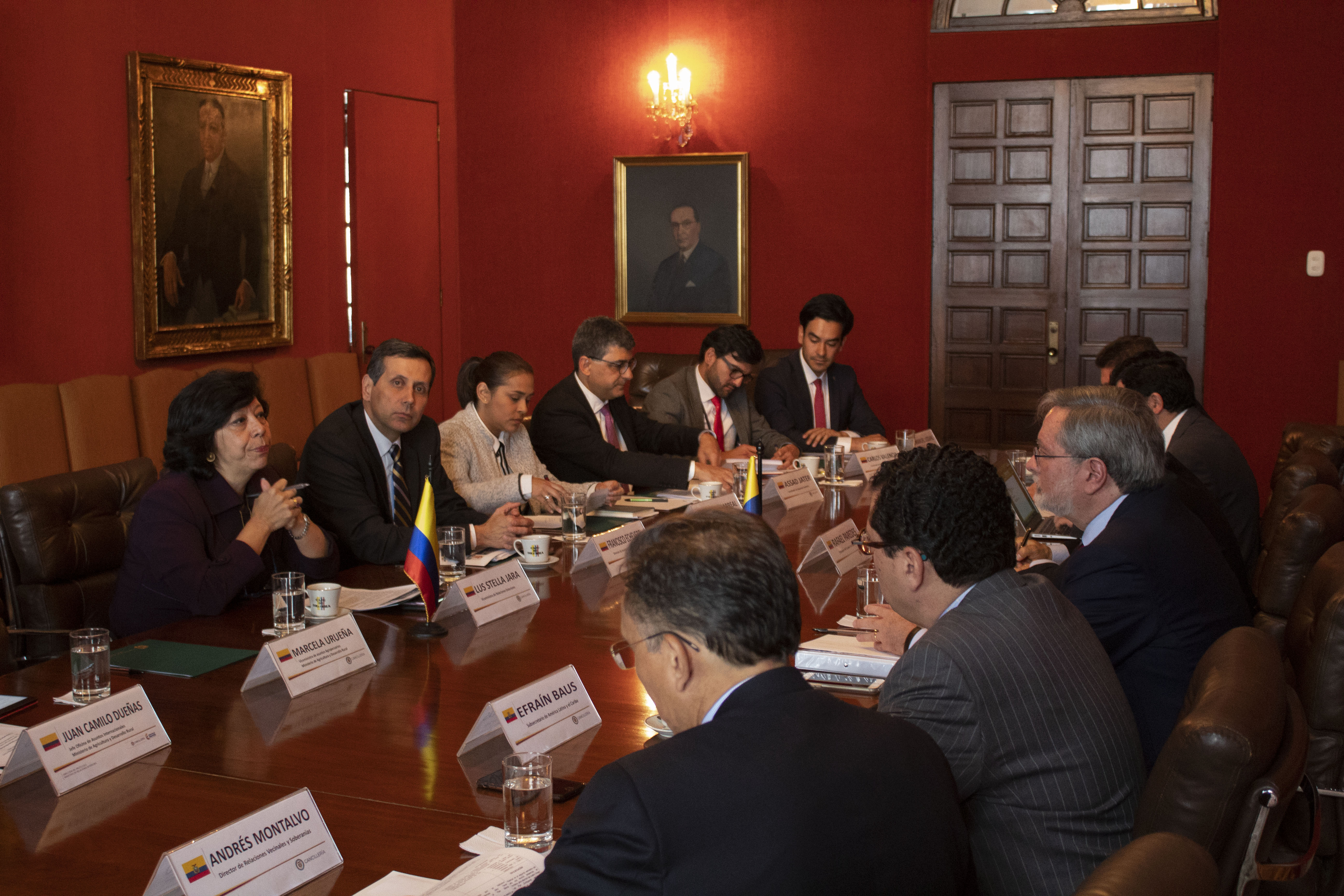 Viceministros de Relaciones Exteriores de Colombia y Ecuador se reunieron en Bogotá