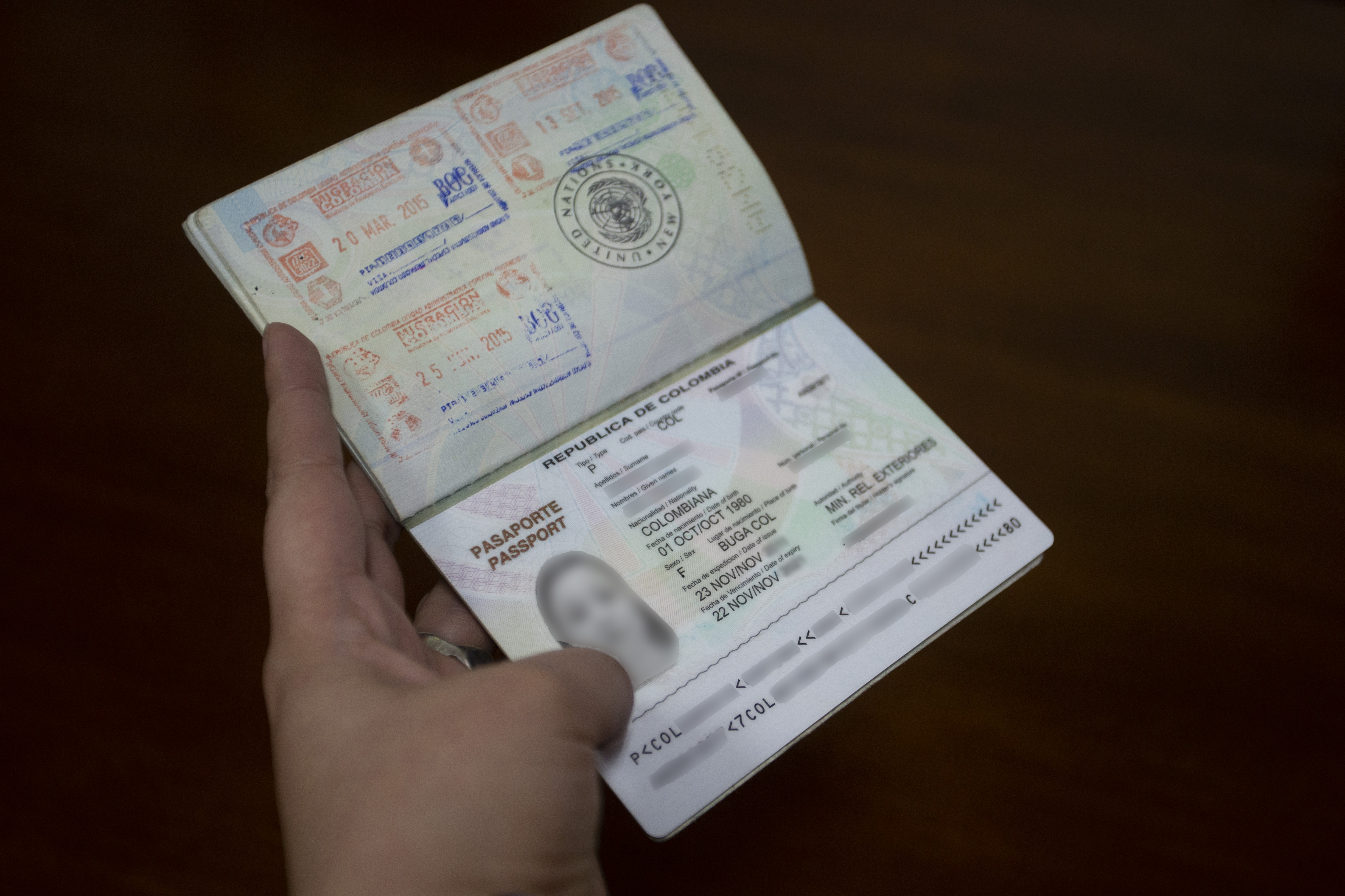 Si va a salir de Colombia revise su pasaporte y evite inconvenientes por no tener el documento en regla