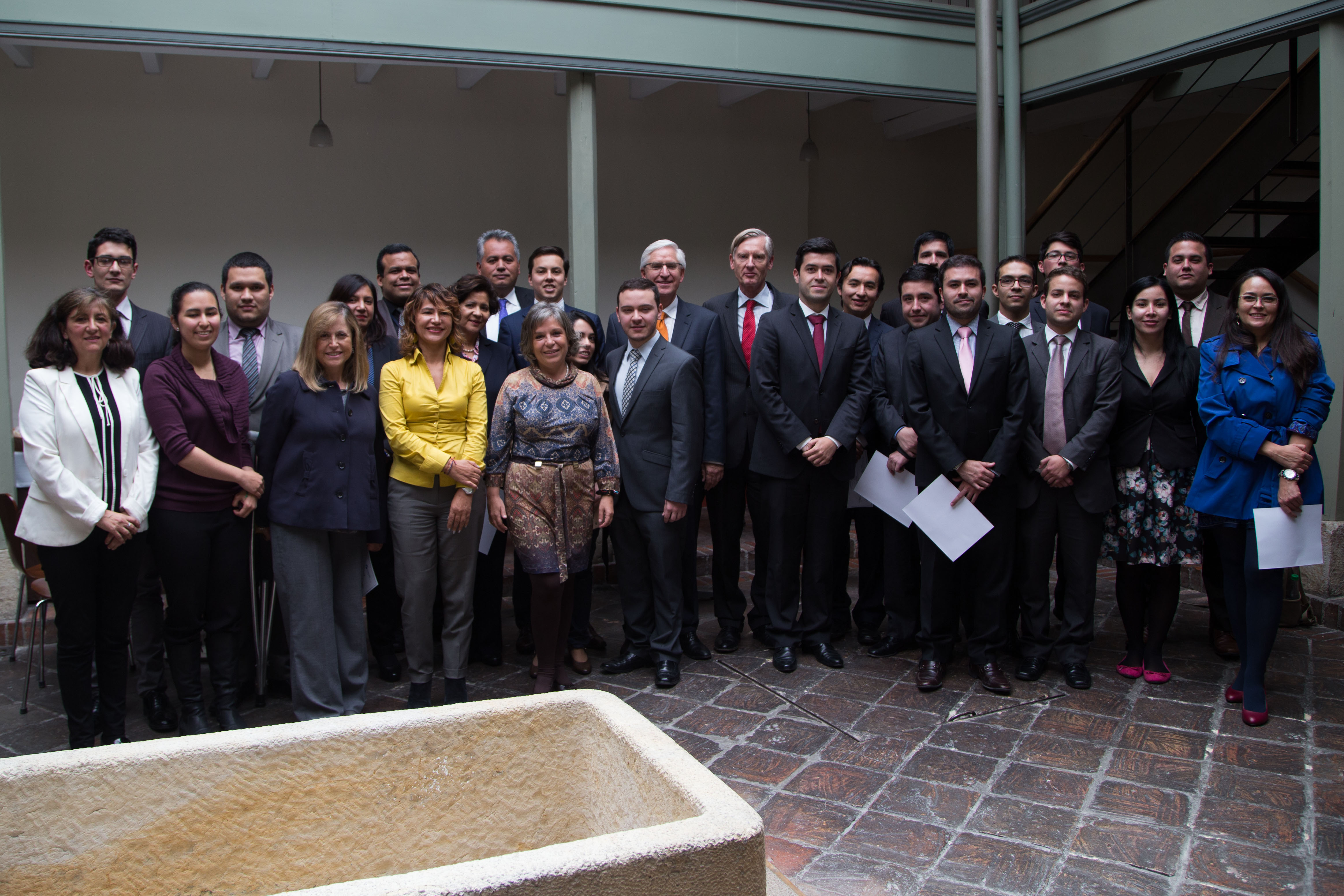 Con el apoyo de la Academia Clingendael se continúan fortaleciendo las habilidades en negociación internacional de funcionarios en Cancillería  