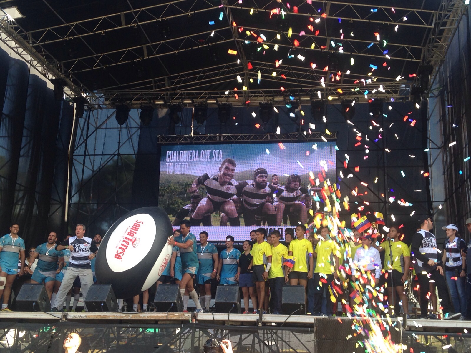 Diplomacia deportiva: jóvenes del programa ‘Más niñ@s jugando Rugby regresan’ del Torneo Rugby Sevens Santa Teresa de Venezuela con el Premio al Juego Limpio