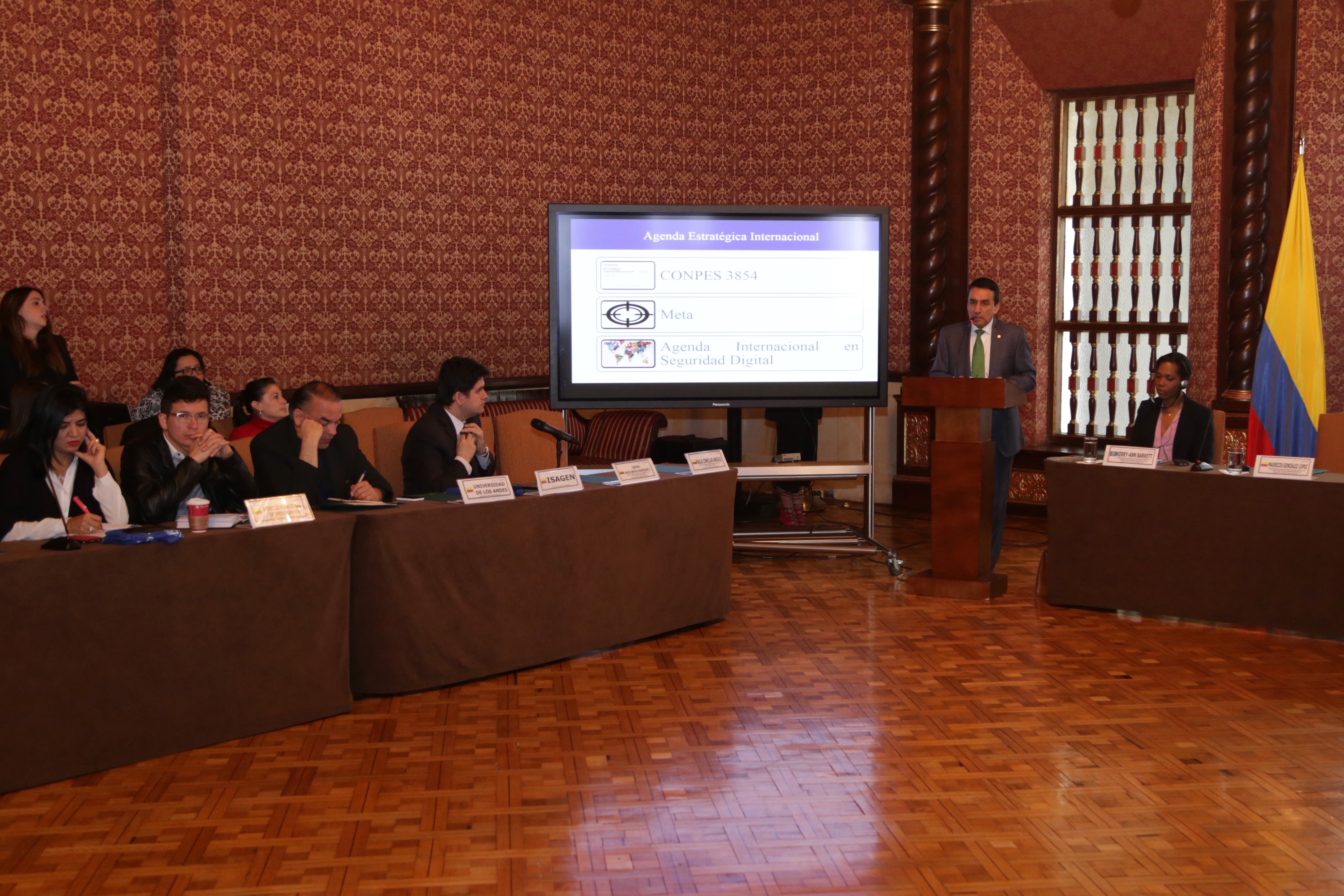 Alt El Ministerio de Relaciones Exteriores lidera la definición de la Agenda Internacional en materia de seguridad digital
