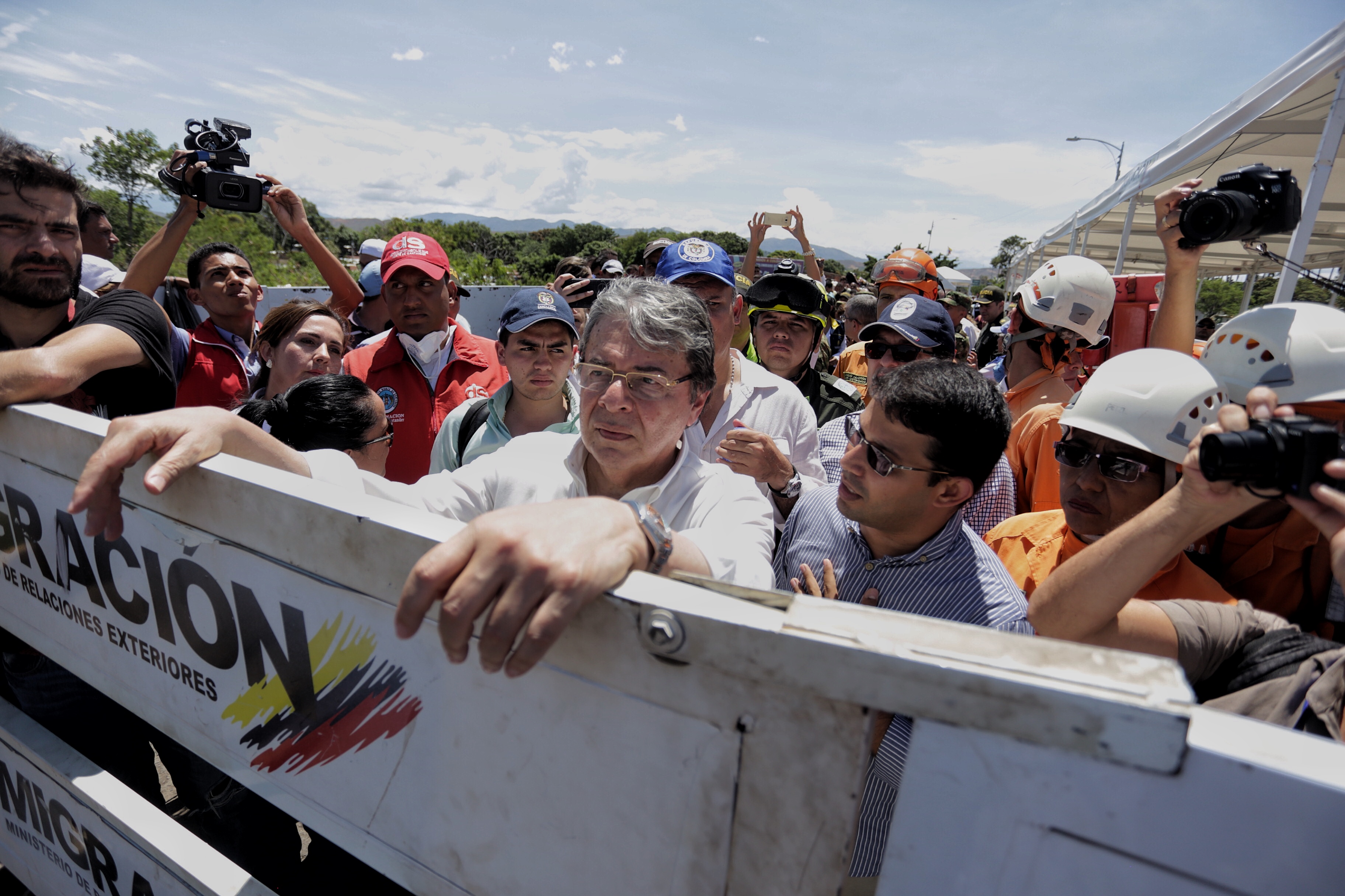 Colombia, primer país que visita comisión de la OEA para abordar la crisis migratoria venezolana en la región