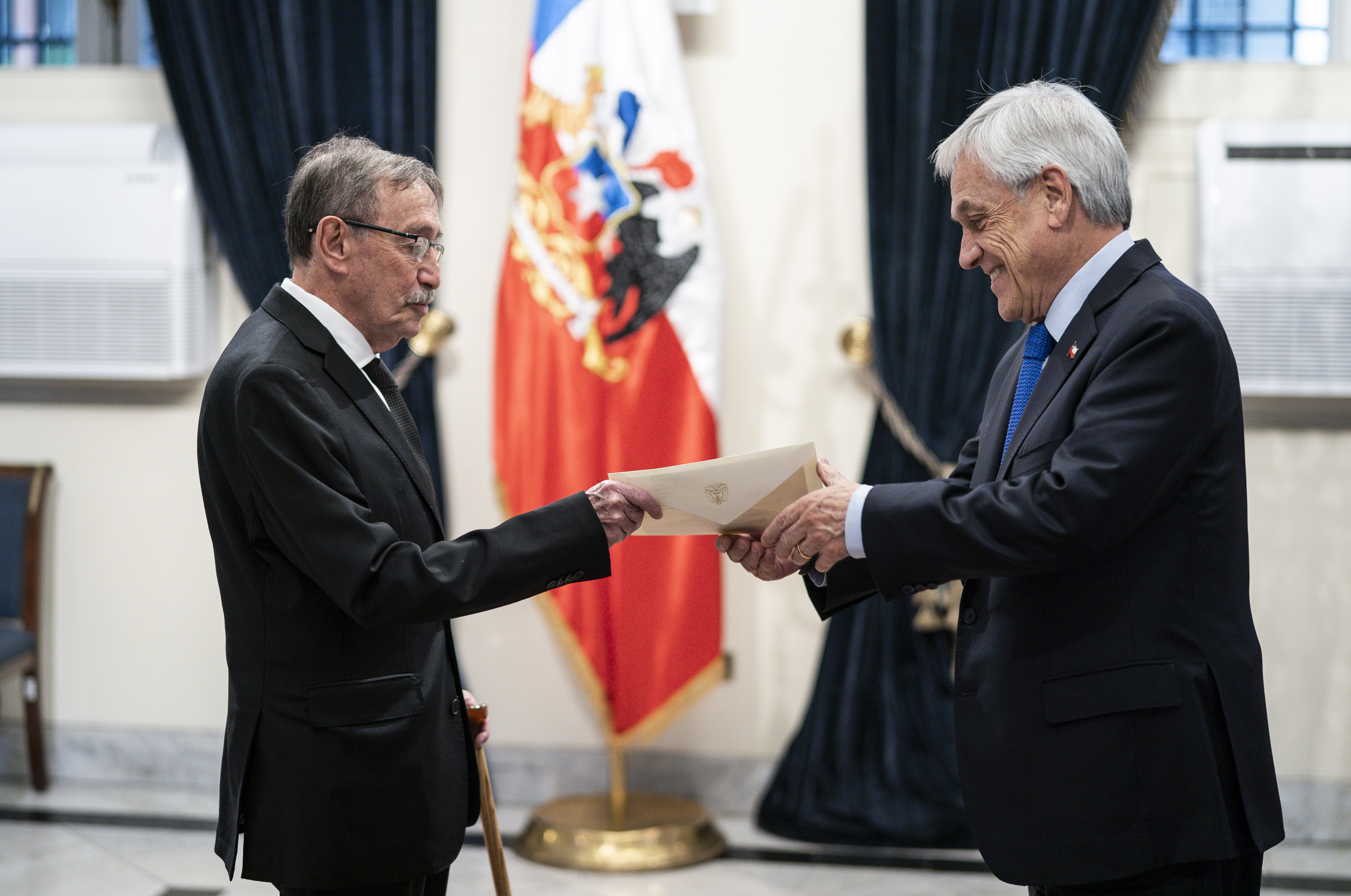 Embajador de Colombia en Chile, Alberto Rendón Cuartas, presentó cartas credenciales ante el Presidente de Chile