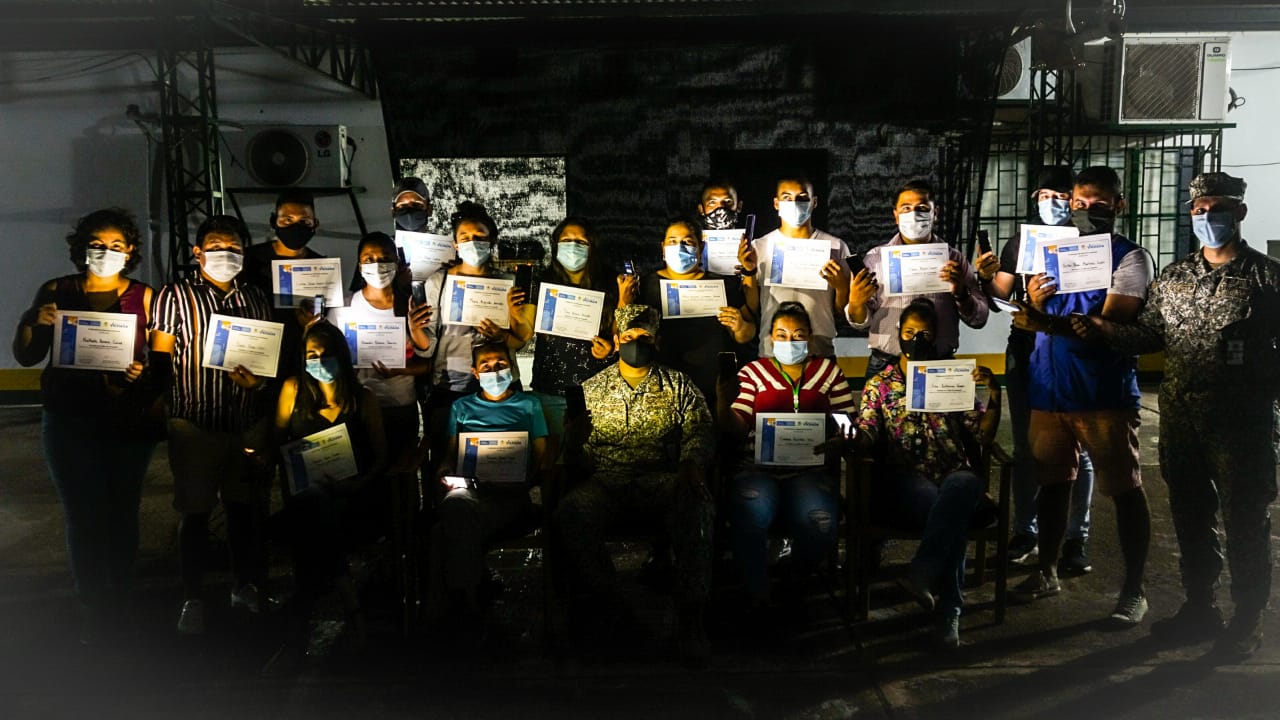 Dirección de Fronteras de la Cancillería realizó taller de fotografía a operadores turísticos de Puerto Carreño