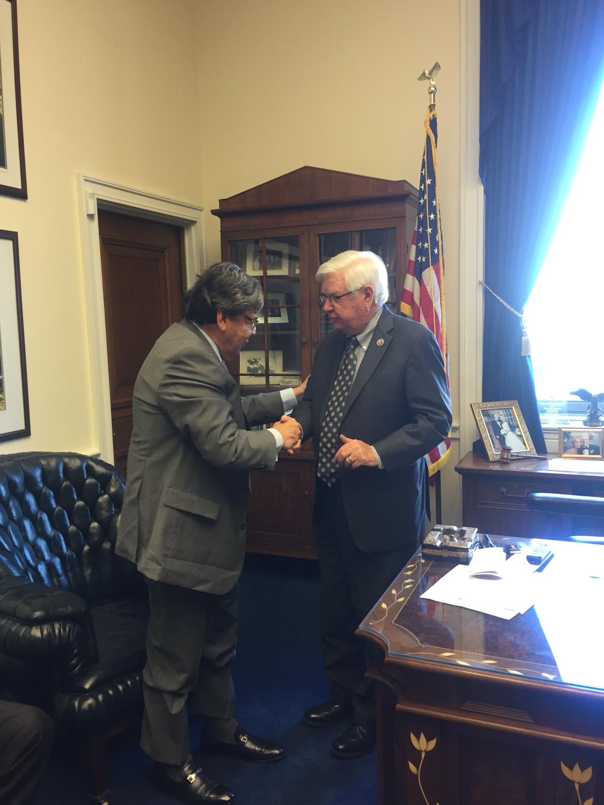 El Representante a la Cámara de los Estados Unidos, Harold ‘Hal’ Rogers, recibió al Canciller Carlos Holmes Trujillo