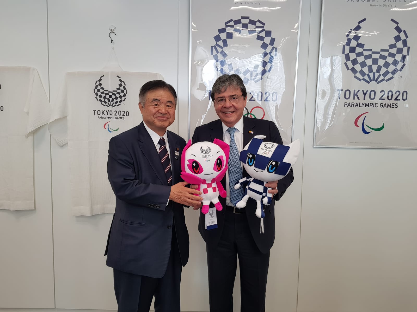 Canciller dialogó con el Ministro Encargado de los Juegos Olímpicos y Paralímpicos de Japón sobre cooperación deportiva y apoyo a los atletas colombianos que nos representarán en los Juegos de Tokio 2020