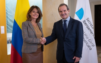 Secretario General Iberoaméricano, Andrés Allamand, visita Colombia como parte de su gira por Latinoamérica