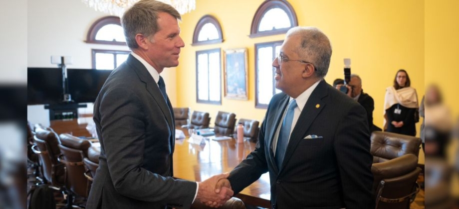 Viceministro de Relaciones Exteriores se reunió con el embajador itinerante para Ciberespacio y Política Digital de Estados Unidos