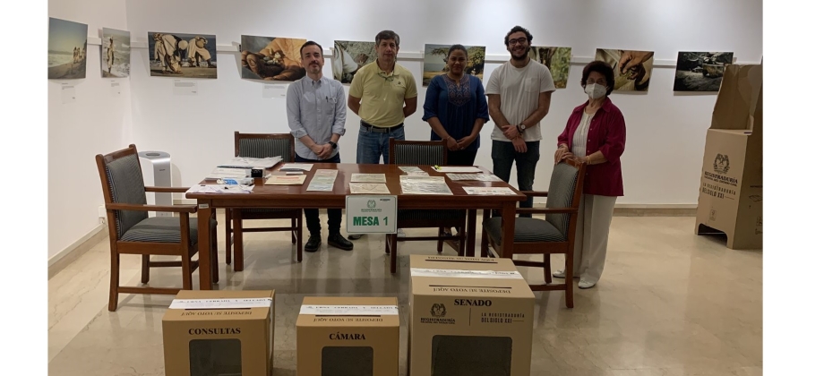Se realizó la apertura del puesto de votación ubicado en Nueva Delhi, India, el cual tiene un potencial electoral de 66.  
