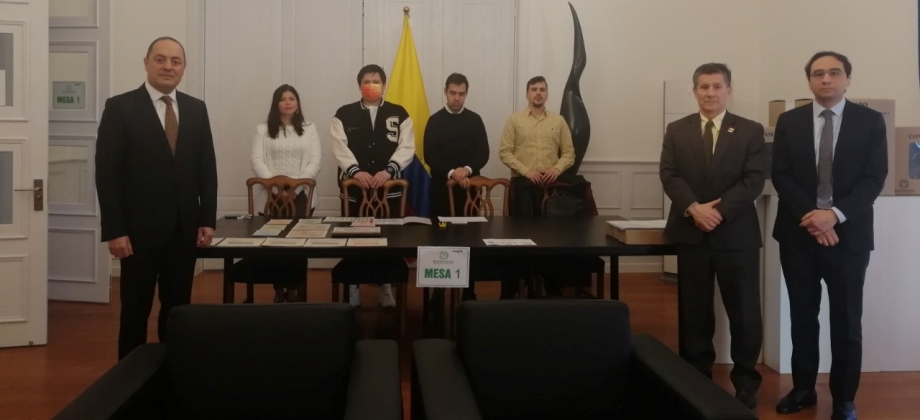 Se realizó la apertura del puesto de votación ubicado en Beijing, China, el cual tiene un potencial electoral de 213.  