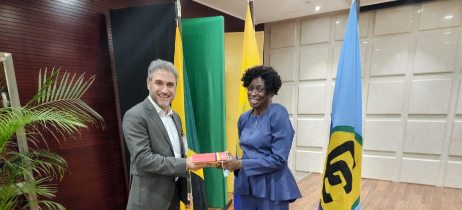 Se desarrolla en Kingston primera reunión entre Colombia y CARICOM para negociar la ampliación del acuerdo de alcance parcial