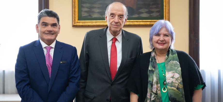 Canciller Álvaro Leyva radicó Proyecto de Ley para asegurar el cumplimiento y ejecución de sentencias de tribunales internacionales de Derechos Humanos, por parte de Colombia