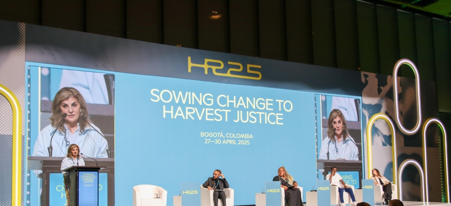 “El debate global sobre drogas ha entrado en una nueva fase embajadora Laura Gil en Conferencia Internacional sobre reducción de daños