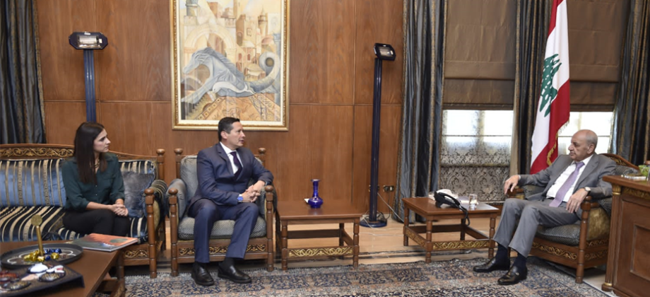 Embajador de Colombia en el Líbano, Edwin Ostos, se reunió con el canciller Abdallah Bou Habib y con el presidente del Parlamento del Líbano, Nabih Berri