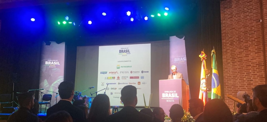 Academia Diplomática Augusto Ramírez Ocampo participó en la Fiesta Nacional de Brasil 2025