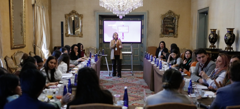 Análisis de género Una herramienta para poner en práctica la Política Exterior Feminista 