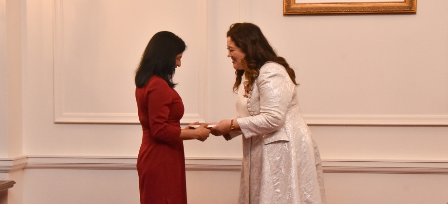 Embajadora de Colombia en Nueva Zelanda presentó cartas credenciales ante la Gobernadora General