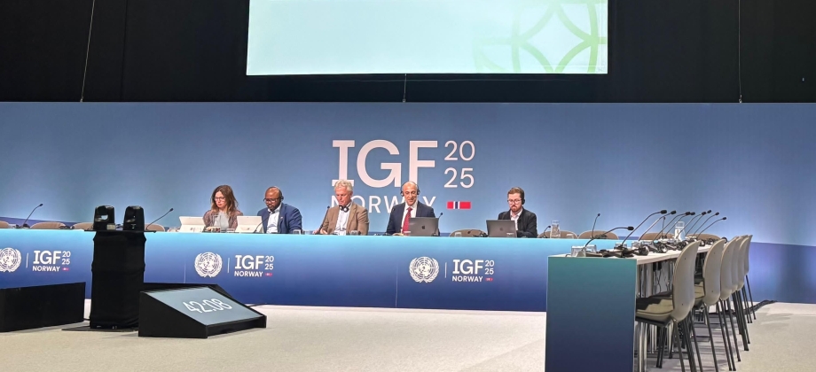 Colombia se suma a la Declaración Conjunta de 2025 sobre Inteligencia Artificial y Derechos Humanos, en el marco del Foro de Gobernanza de Internet 