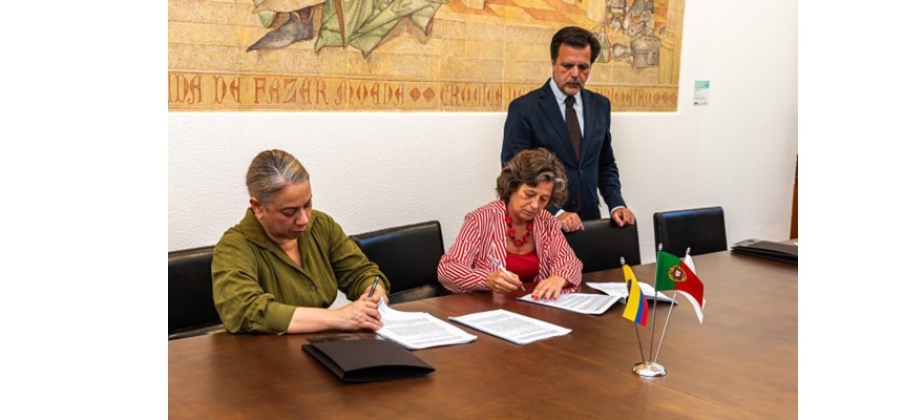 El Estado colombiano producirá, por primera vez en la historia, libretas para pasaportes  y etiquetas de visa