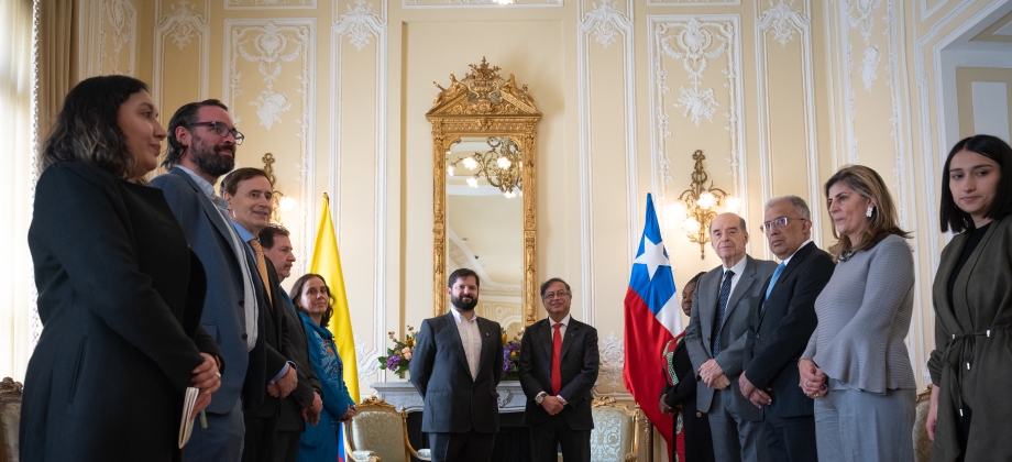 El Canciller Álvaro Leyva acompañó al Presidente Gustavo Petro y la Vicepresidente Francia Márquez en diálogo con el Presidente de Chile Gabriel Boric