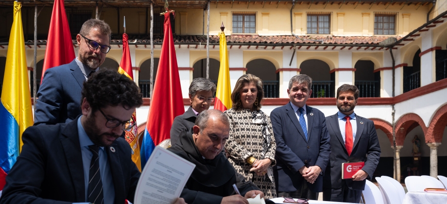 Un paso definitivo hacia la creación del Centro Cultural de España en Colombia