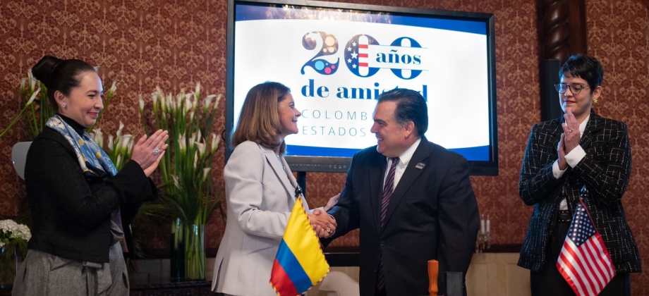 Vicepresidente-Canciller conmemoró 200 años de relaciones diplomáticas de Colombia y Estados Unidos