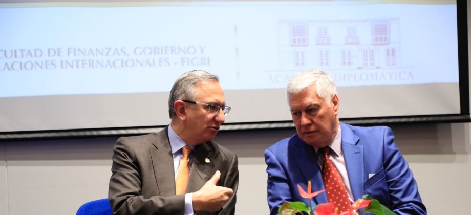 La diplomacia científica en el mundo actual, tema de interés para la cooperación académica colombo-alemana