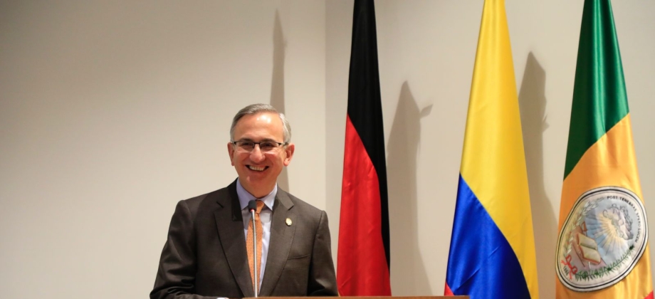 La diplomacia científica en el mundo actual, tema de interés para la cooperación académica colombo-alemana