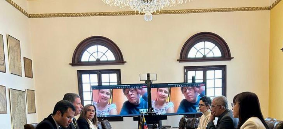 Visita en Colombia del Director del Museo Etnológico de Berlín, para avanzar en la cooperación científica en torno a las piezas líticas de la Cultura San Agustín que se encuentran en Alemania