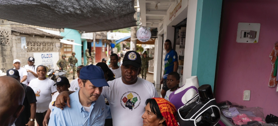 Canciller Murillo lideró recorrido en Capurganá con autoridades locales y actores sociales de la zona