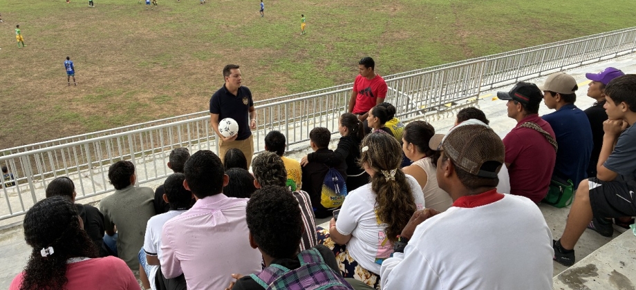 Cancillería llevará a once niños de Aguachica, Cesar, a cumplir su sueño de conocer Turquía y entrenar con ídolos colombianos que juegan en el club Galatasaray 