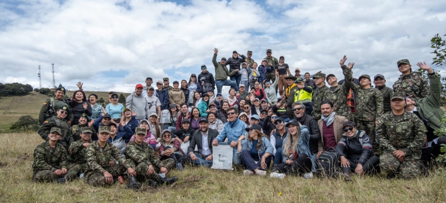 Cancillería lidera siembra de más de 800 árboles en Boyacá como parte del Proyecto Corredor Ecológico 