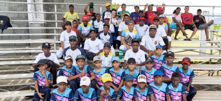 Deporte es paz: el mensaje del festival de béisbol que reunió a niños y adolescentes en Acandí, Chocó
