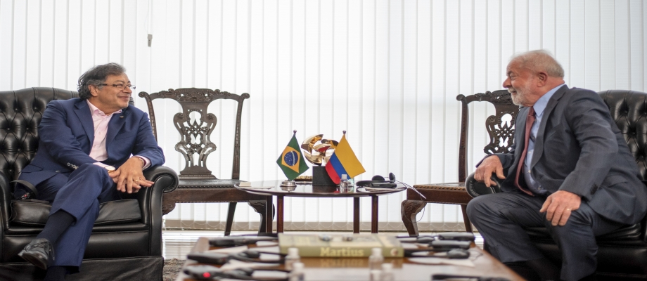 Pacto por selva amazónica, política antidrogas, apoyo a Paz Total en Colombia e interconexión eléctrica centraron encuentro de presidentes Petro y Lula