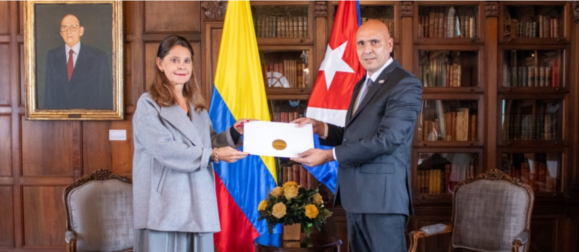 Vicepresidenta-Canciller recibió copia de cartas credenciales del embajador de Cuba en Colombia
