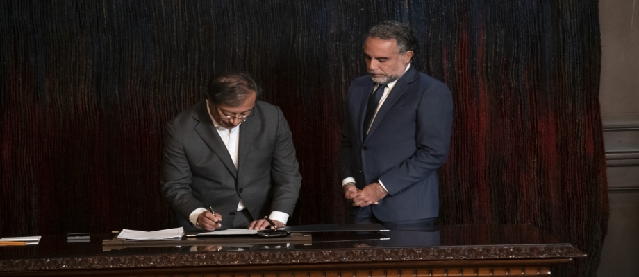 Aquí se inicia un camino difícil que es restituir las relaciones diplomáticas con el vecino: Presidente Gustavo Petro al nuevo Embajador de Colombia en Venezuela