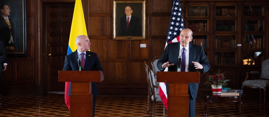 Ministro Álvaro Leyva Durán dialogó con el secretario de Seguridad Nacional de EE.UU. Alejandro Mayorkas sobre el trabajo conjunto para atender la migración desde un enfoque regional y multidimensional con énfasis en el respeto de los DDHH 