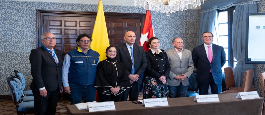 Viceministra (E) de Relaciones Exteriores preside evento protocolario de entrega de Asistencia Humanitaria a la República de Cuba en apoyo a la respuesta a los estragos del Huracán Ian