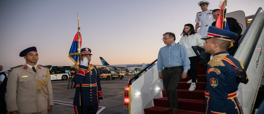 ‘Vamos a presentar un decálogo de propuestas al mundo sobre cómo superar la crisis climática’, dijo el Presidente Gustavo Petro a su llegada a Egipto para participar en la COP27