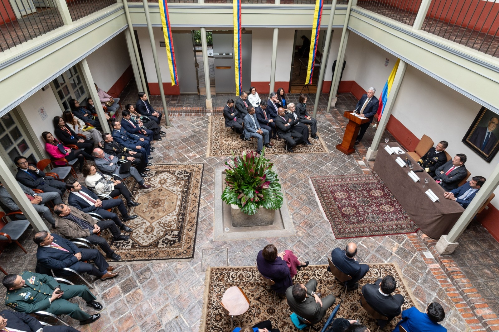 Academia Diplomática celebró la clausura del Curso de Alto Gobierno